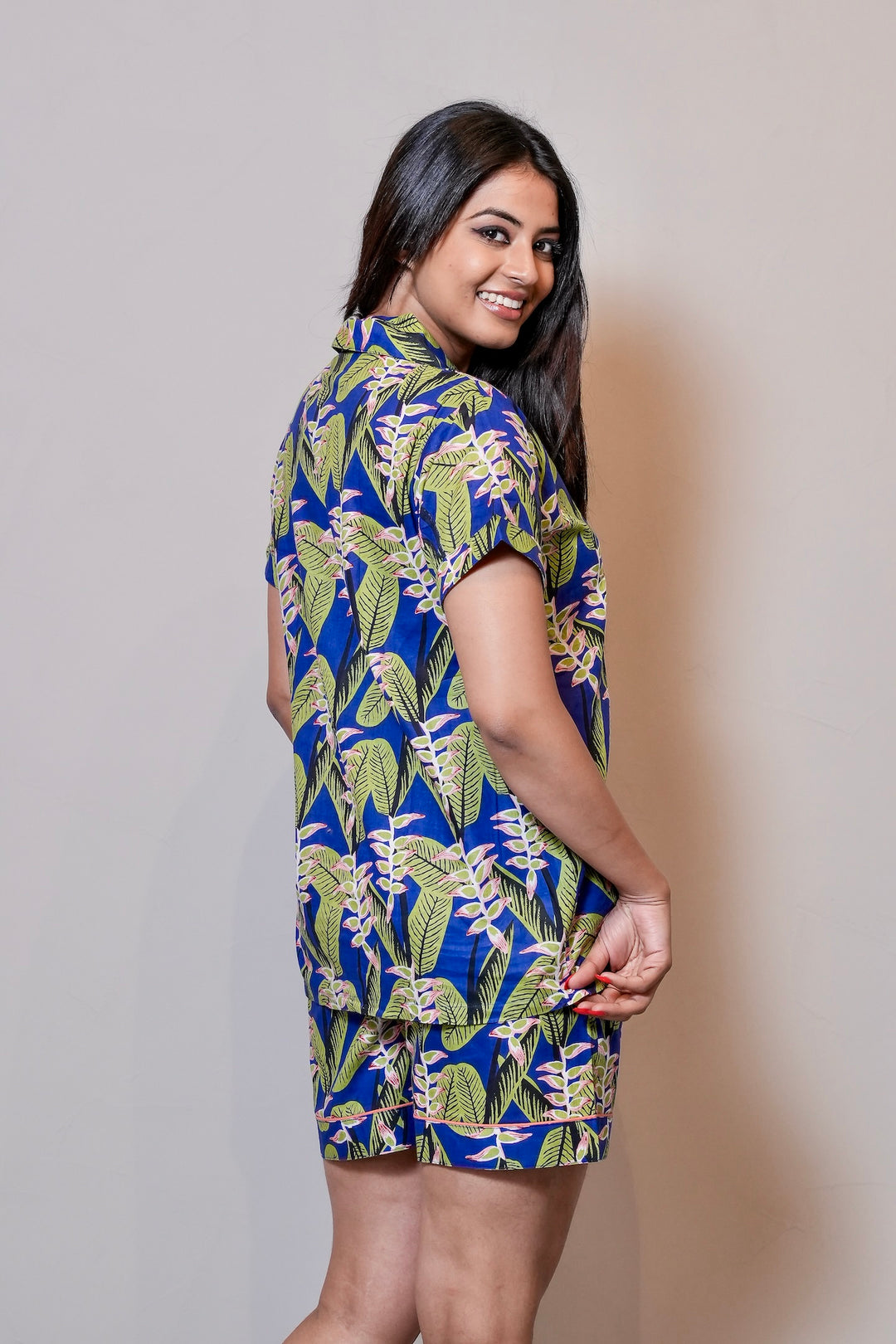 Aslesha | Top with Short |  Jhapki.