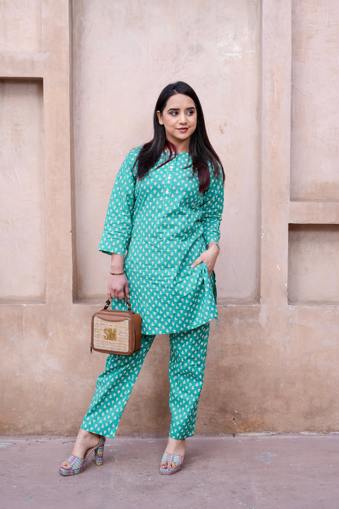 Mandakani | Kurta Pajama |  Jhapki.