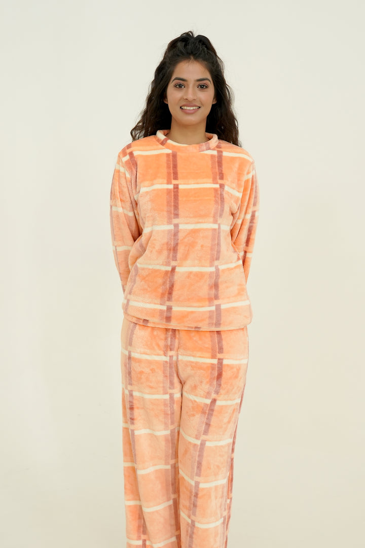 Warm Hug | Winter Wear |  Jhapki.